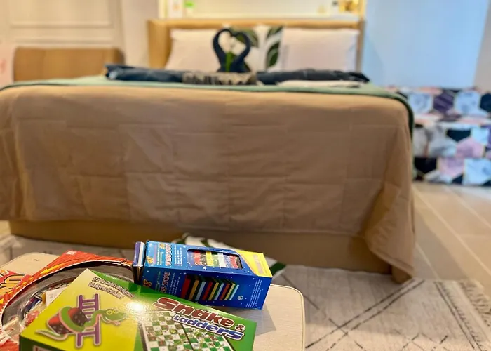 Luxury Staycation | Venice W/ Balcony Near Bgc *