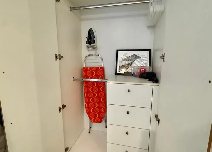 Apartment Luxury Staycation | Venice W/ Balcony Near Bgc